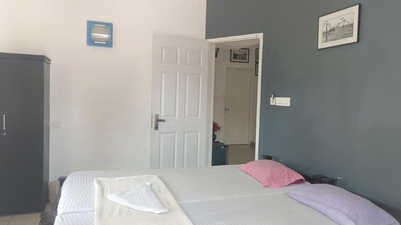 Ferienwohnung Nest Kochi Zimmer foto